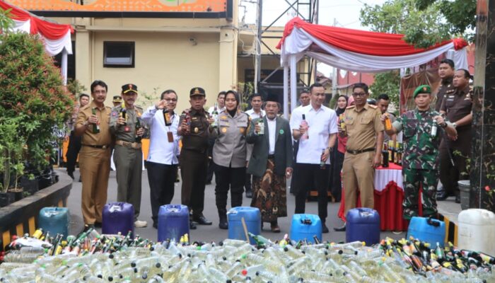 Miras Hasil KRYD dan Tipiring di Kabupaten Cirebon Dimusnahkan