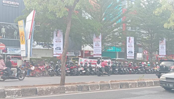 Dishub Kota Cirebon Tanggapi Soal Parkir Liar di Jalan Cipto Mangunkusumo