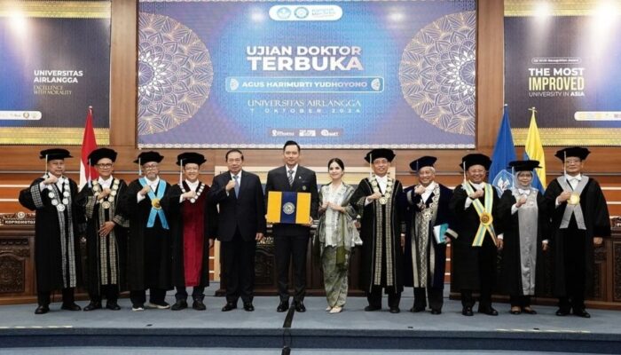 Raih Gelar Doktor di Unair, AHY Dedikasikan untuk Almarhumah Ibu Ani Yudhoyono