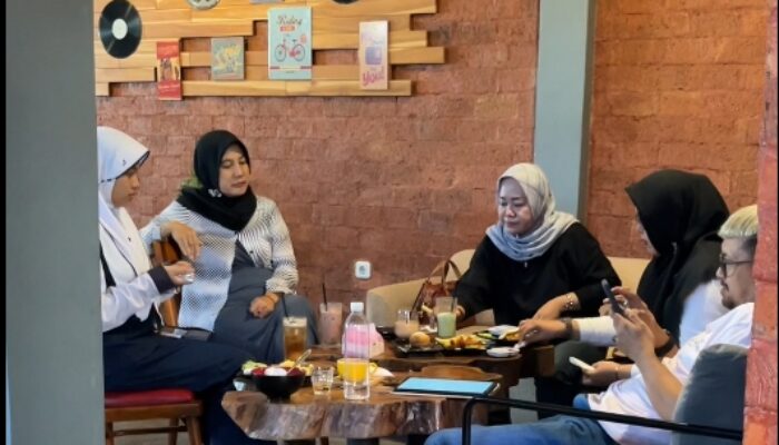 Warung Reang Resmi Dibuka, Hadirkan Suasana Seperti di Rumah Teman
