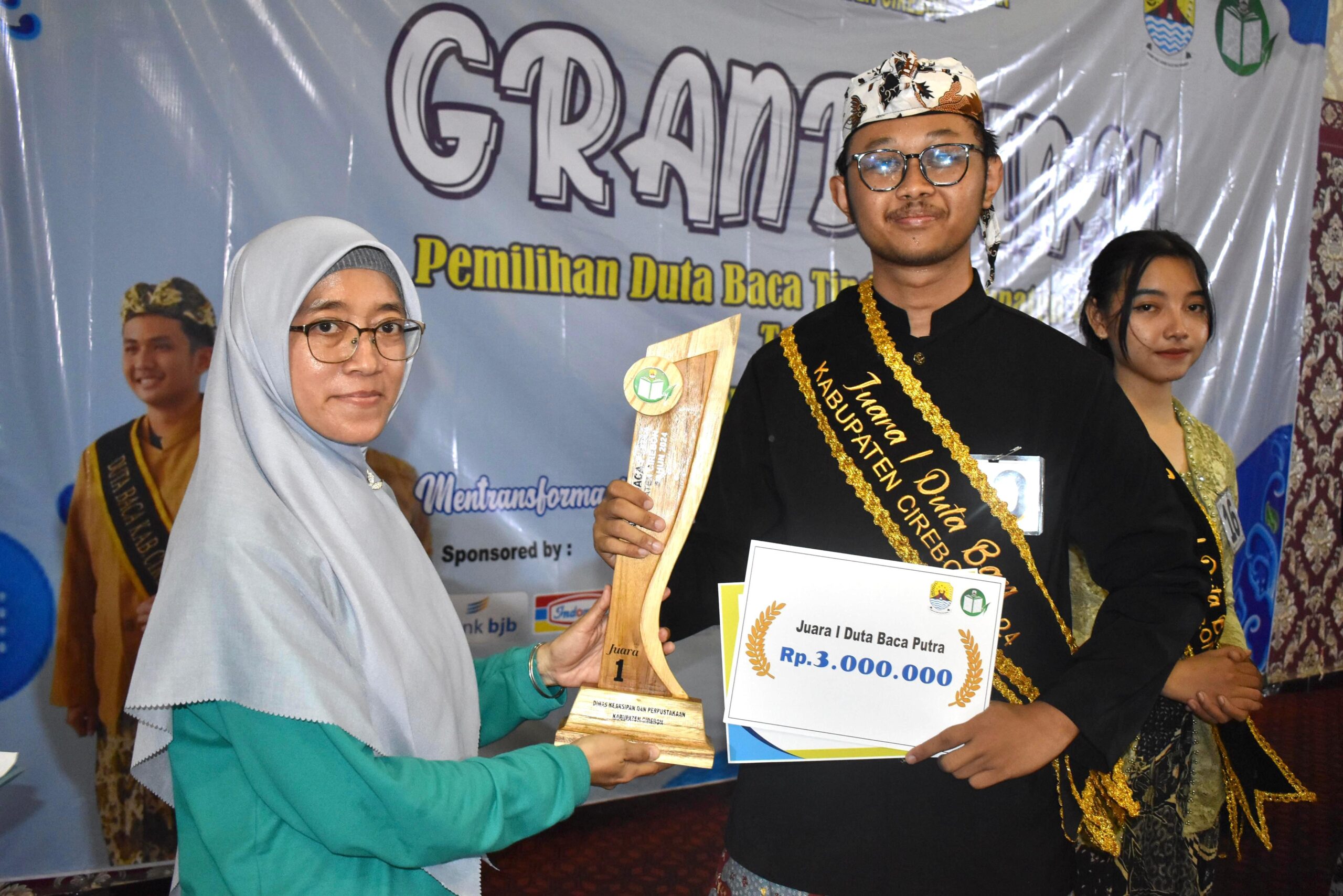 Muhammad Farhat Luthfi, Mahasiswa FISIP UGJ, Pemenang Duta Baca Kabupaten Cirebon 2024