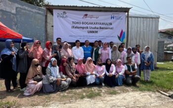 Gandeng Human Initiative, PT PLN UPT Cirebon Salurkan TJSL dan Resmikan Kube Bogakaryamulya