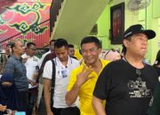 Nanti Malam Debat Pilgub Digelar di Cirebon, Cawagub Erwan Sempatkan Makan Nasi Jamblang