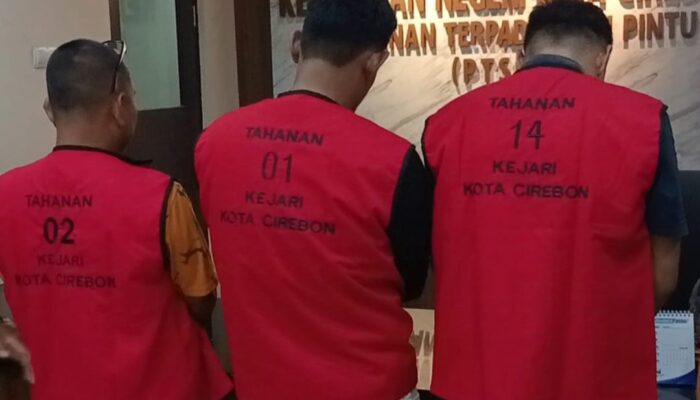 Kejari Kota Cirebon Amankan Tiga Tersangka Penyimpangan Kredit di Bank BUMN