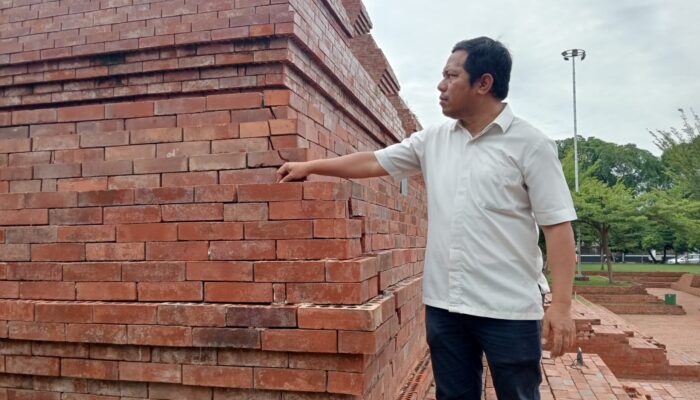 DPUTR Nyatakan Candi Bentar Alun-alun Kejaksan Aman tidak akan Ambruk