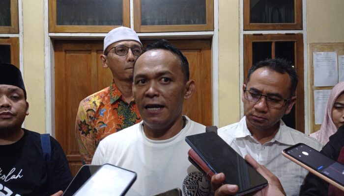 Paslon 04 Laporkan Dugaan Kecurangan Pilbup Cirebon 2024