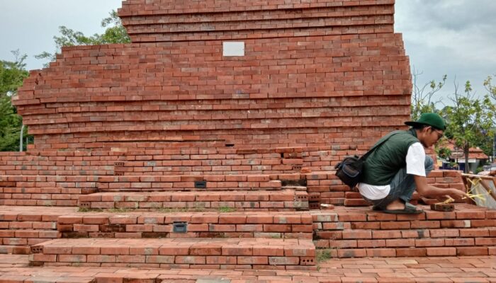 Soal Candi Bentar Alun-alun Kejaksaan yang Retak, PJ Wali Kota : Sudah Dialokasikan