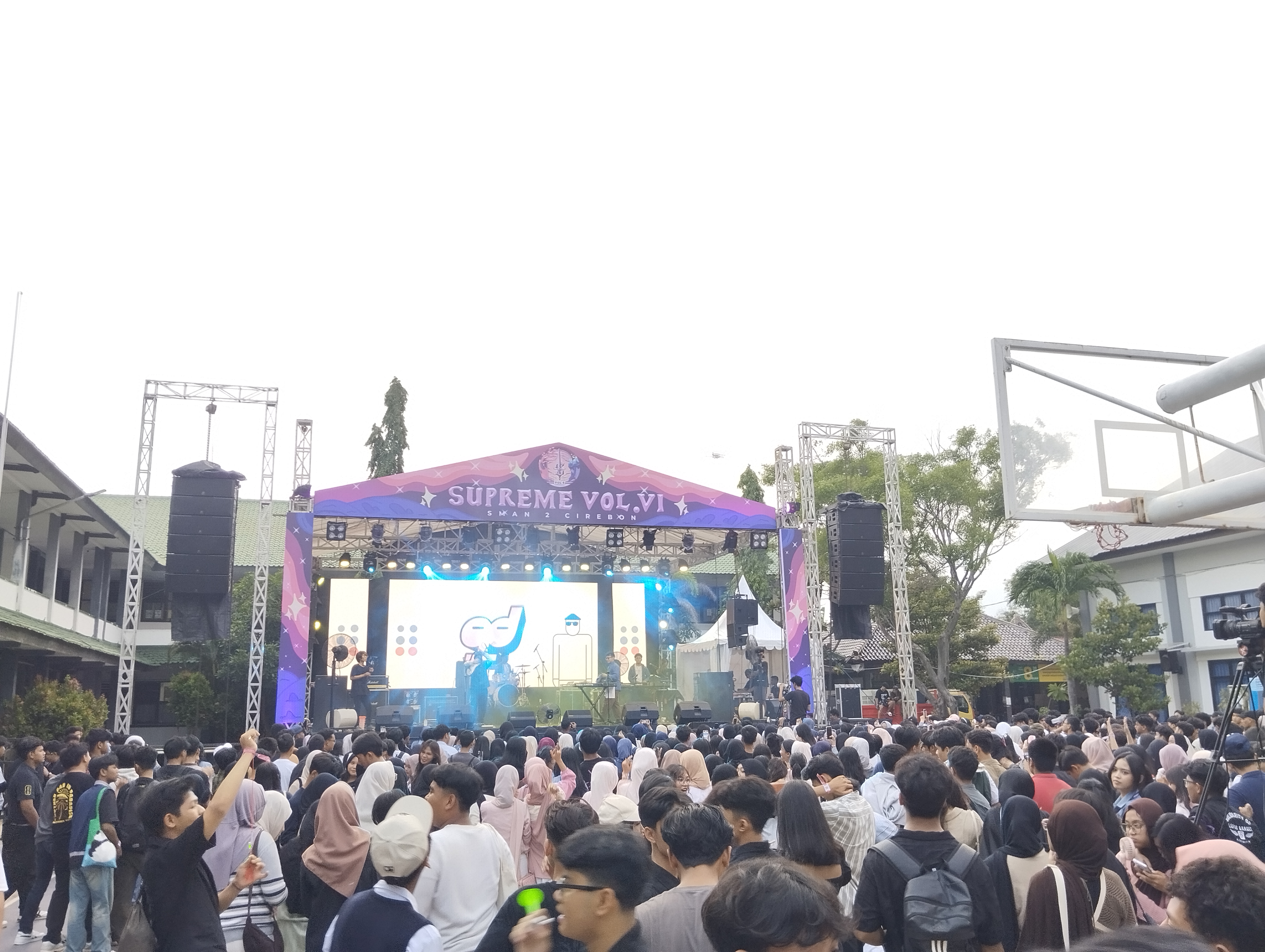 Supreme Vol 6, Pertunjukan Seni Ultimate Smanda Cirebon