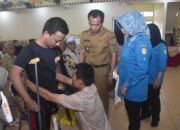 Pemkab Cirebon Salurkan Bantuan bagi Penyandang Disabilitas