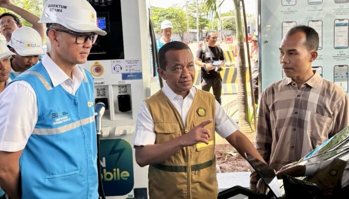 Kunjungi SPKLU di Banten, Menteri ESDM Apresiasi Kesiapan PLN Sambut Mudik Lebaran 2025