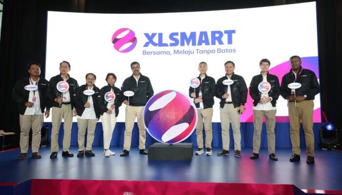 XLSMART Resmi Hadir, Siap Hubungkan Orang Indonesia untuk Kehidupan Lebih Baik