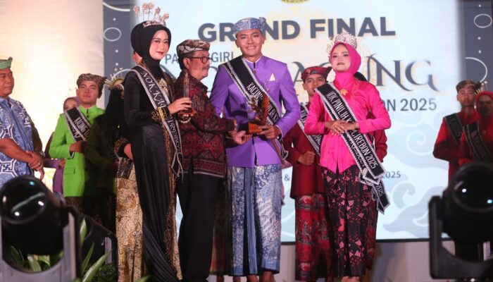 Bupati Buka Grand Final Pasanggiri Enok dan Kacung 2025: Dorong Generasi Muda Majukan Pariwisata dan Budaya Cirebon