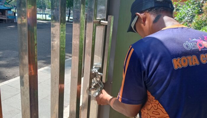 Dispora Buka Segel Stadion Bima Kota Cirebon