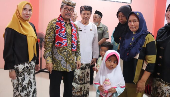 Bupati Cirebon Luncurkan Program Desa Sehat di Bakung Lor, Jadi Percontohan