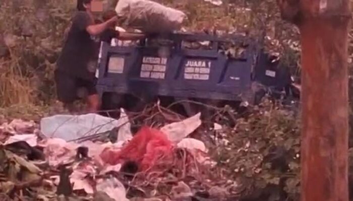 Ada Warga Buang Sampah di TPS Liar, Petugas dan Lurah Kesenden Gercep Bertindak 