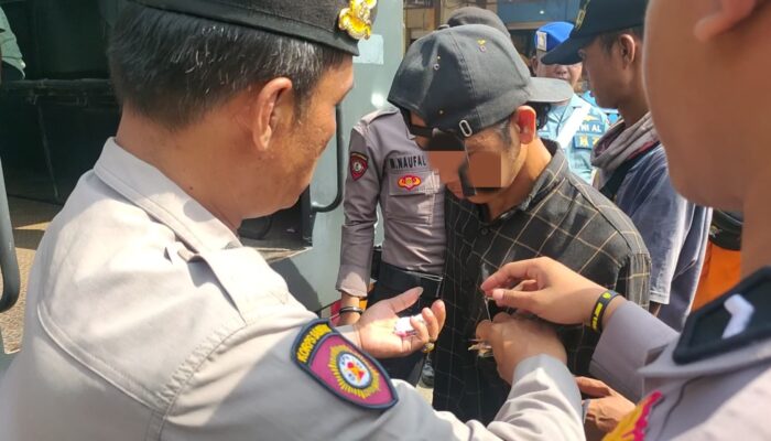 Berantas Premanisme, Polri-TNI Sisir Jalanan Kota Cirebon