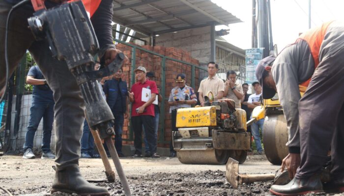 Potret Jalan Kota Cirebon: Persoalan Infrastruktur dan Arah Kebijakan Perbaikan Bagi Wali Kota