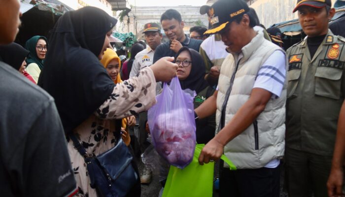 Peringati Hari Lingkungan Hidup, Pemkot Cirebon Galakkan Aksi Bersih Sampah dan Kurangi Plastik Sekali Pakai