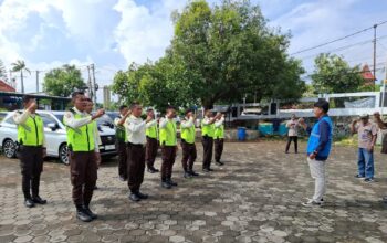 Tingkatkan Keamanan dan Layanan, PLN UP3 Indramayu Beri Pembinaan dan Pelatihan Rutin Satpam