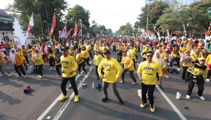 DPD Golkar Kota Cirebon Meriahkan HUT ke-80 RI, Senam Gembira Bersama Warga