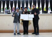 Rapat Paripurna, DPRD Jawa Barat Setujui CDPOB Cirebon Timur