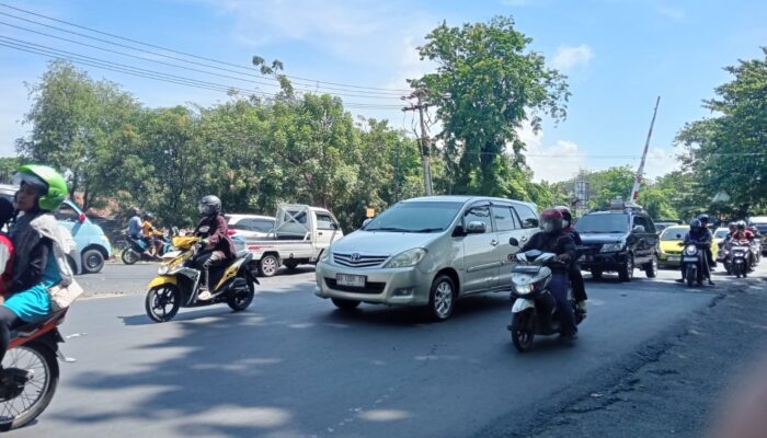 Headway Kereta Api Tinggi, Ini Rencana Solusi Lalu Lintas di Kota Cirebon