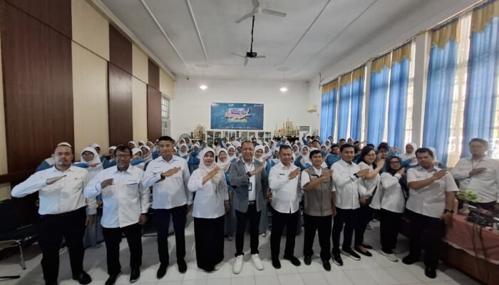 Pelindo Hadir di SMP Negeri 1 Kota Cirebon Dalam Program Pelindo Mengajar