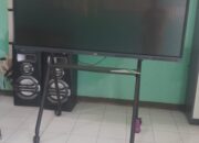 30 Sekolah di Kota Cirebon Dapat Hibah Smart TV dari Presiden 