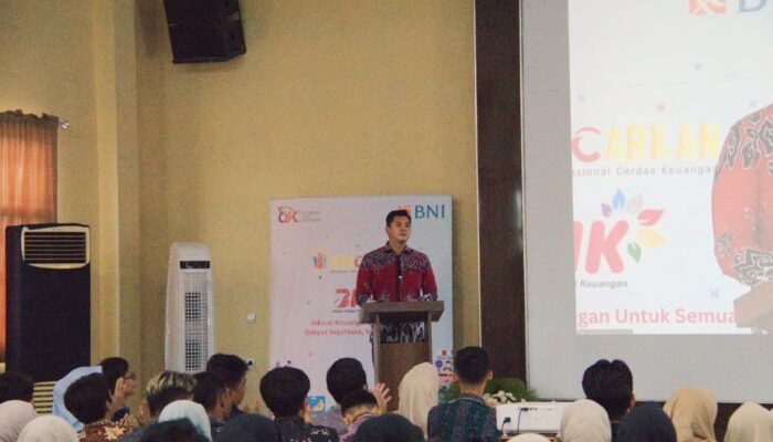 BIK 2025 dan Perkuat Ketahanan Finansial, OJK Mengedukasi Calon PMI di Indramayu