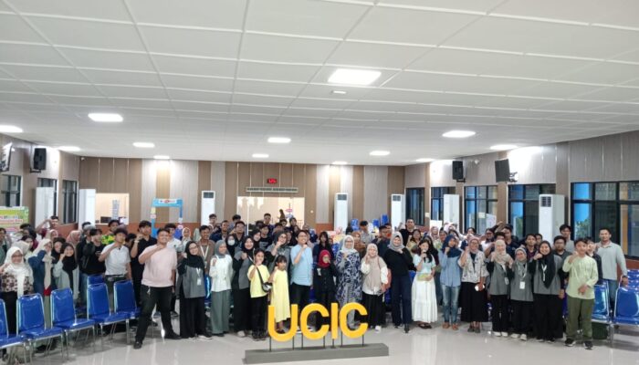 UCIC Ajak Mahasiswa Lebih Peduli terhadap Disleksia Lewat Talkshow Komunitas
