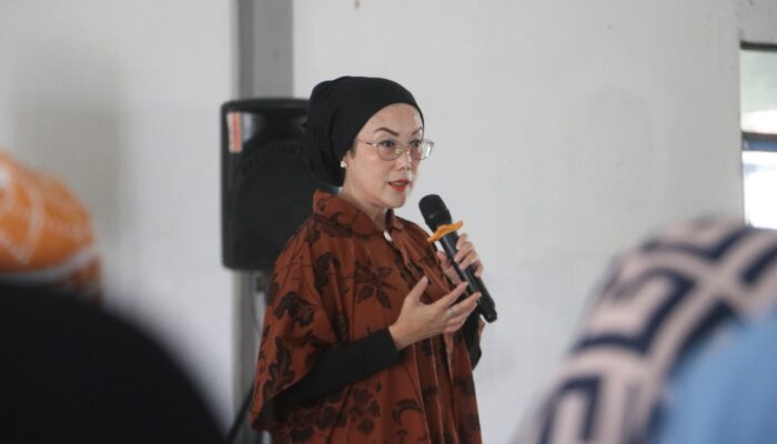 Selly Gantina Ultimatum Keras: “Potong Beasiswa PIP, Saya Penjarakan!