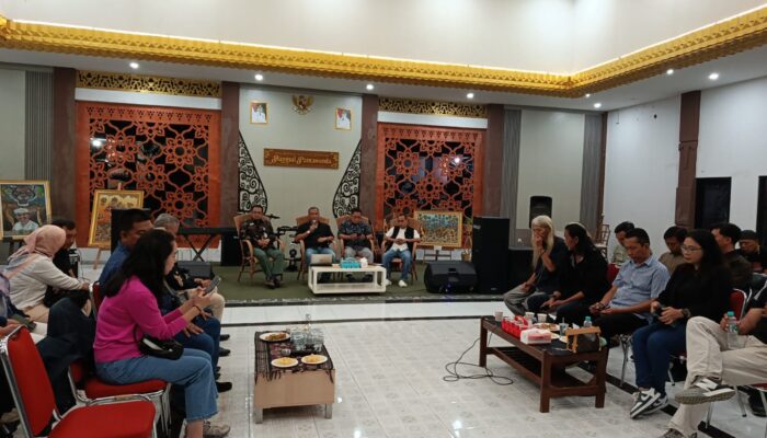 Polemik Pembongkaran Rel Kuno Sungai Sukalila Cirebon, Budawan dan Pihak Terkait Duduk Bersama