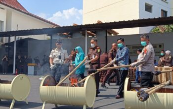 Komitmen Berantas Narkoba, Kejari Kota Cirebon Musnahkan Barang Bukti 74 Kasus