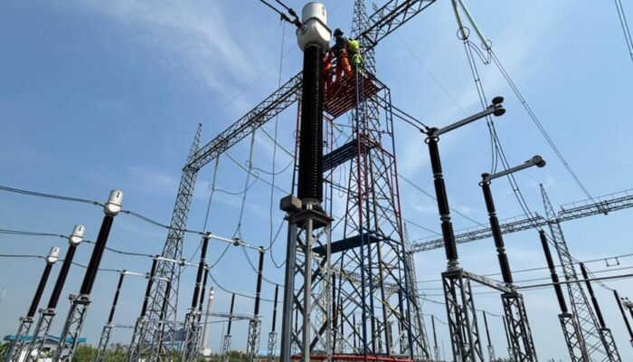 Jaga Keandalan Listrik di Momen Idulfitri 1447 H, PLN UPT Cirebon Laksanakan Perbaikan Rembesan CT Busbar di GI Indramayu