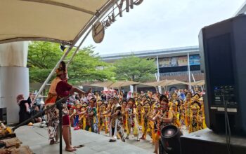 500 Penari Ciayumajakuning Guncang Grage City Mall Cirebon di Hari Tari Dunia