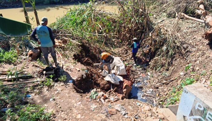 Sandaran Sungai Drajat Akhirnya Diperbaiki Setelah Puluhan Tahun, Warga Sambut Harapan Baru Bebas Banjir