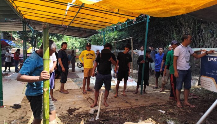 Semangat Gotong Royong Warga RW 05 Penyuken Cirebon Menguat Lewat Kurban Terpusat
