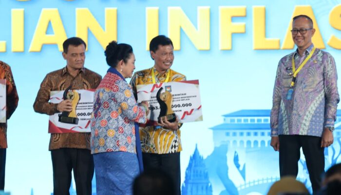 Kado Manis Jelang Hari Jadi ke 599, Kota Cirebon Dianugerahi Peringkat Pertama Pengendalian Inflasi