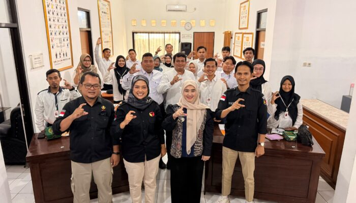Gen Z-Milenial Kota Cirebon Dibekali Wawasan Demokrasi Lewat Program P2P Bawaslu