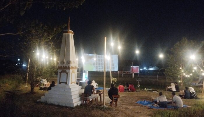 Nobar Timnas Indonesia vs Vietnam di Angkringan JoPaul Cirebon, Suasana Meriah Penuh Nasionalisme