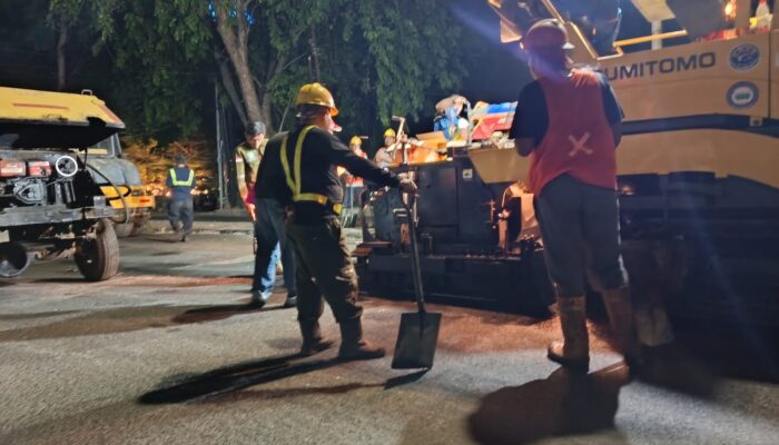 Jalan Cipto Mangunkusumo Cirebon Diperbaiki Bertahap, Ditarget Rampung Sepekan