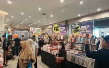 Bazar Buku Big Bad Wolf Perdana di Cirebon Diserbu Pengunjung
