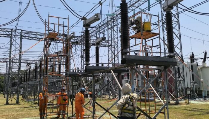 Jelang HPN, PLN UPT Cirebon Lakukan Pemeliharaan Gardu Induk 150 KV Sunyaragi Tanpa Padam