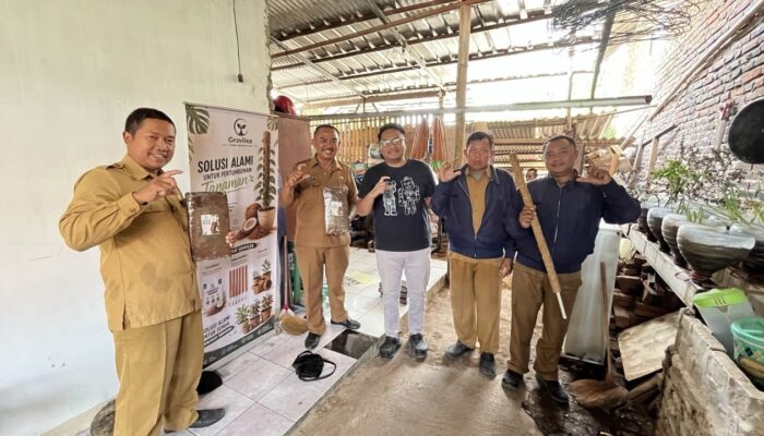 Gravilea Farm Kurangi Sampah Organik, DLH Kota Cirebon Apresiasi Kreativitas Warga RW 09 Karyamulya